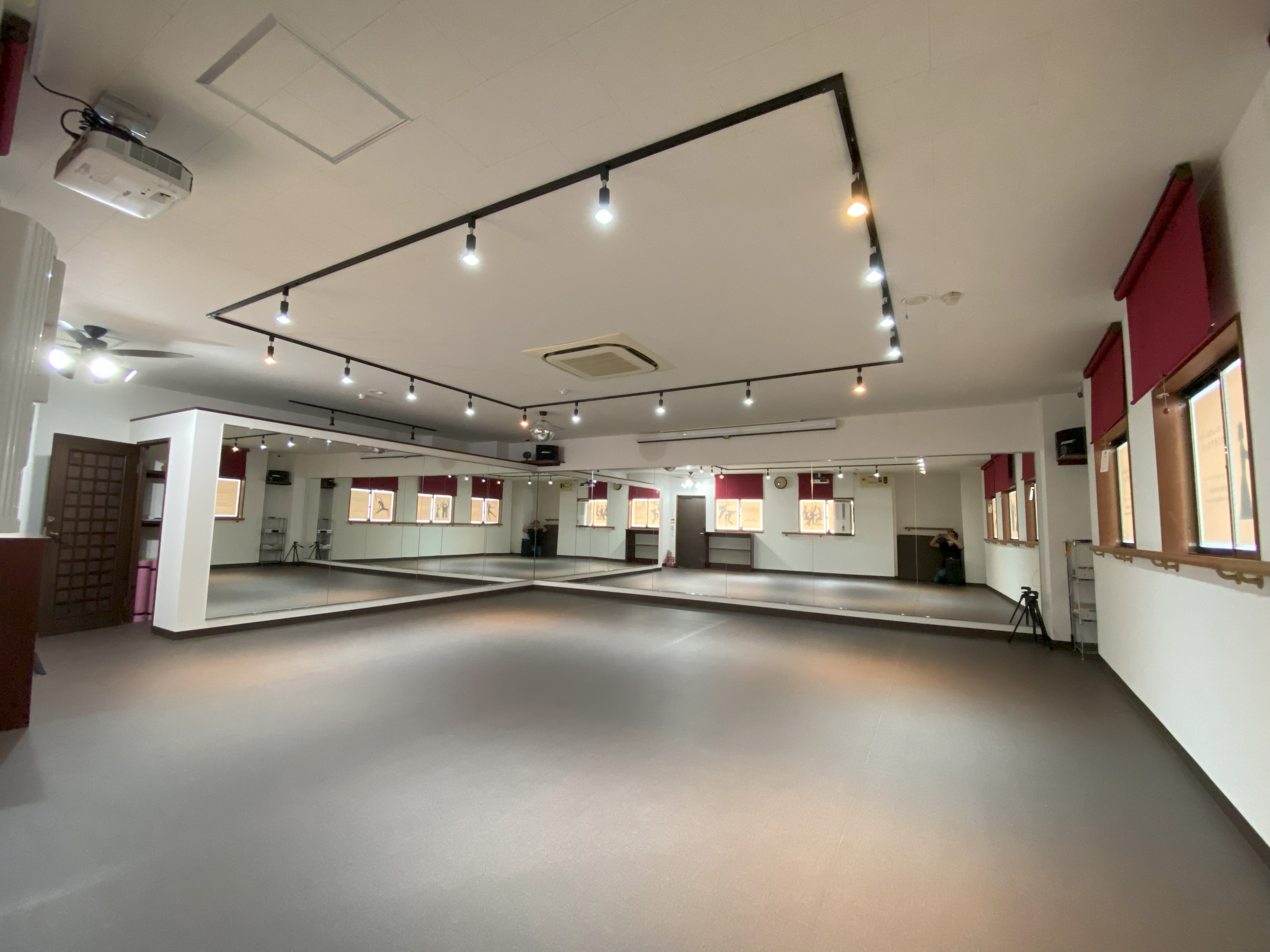 ダンススタジオ・ゲロッパ！（大橋校）